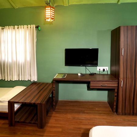 Pali Village Resort Mira-Bhayandar Eksteriør bilde