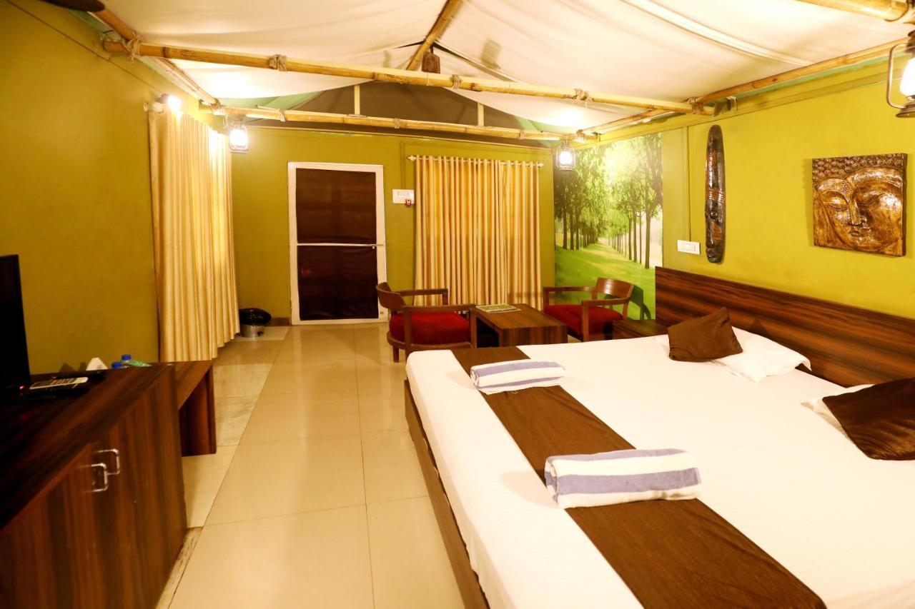 Pali Village Resort Mira-Bhayandar Eksteriør bilde