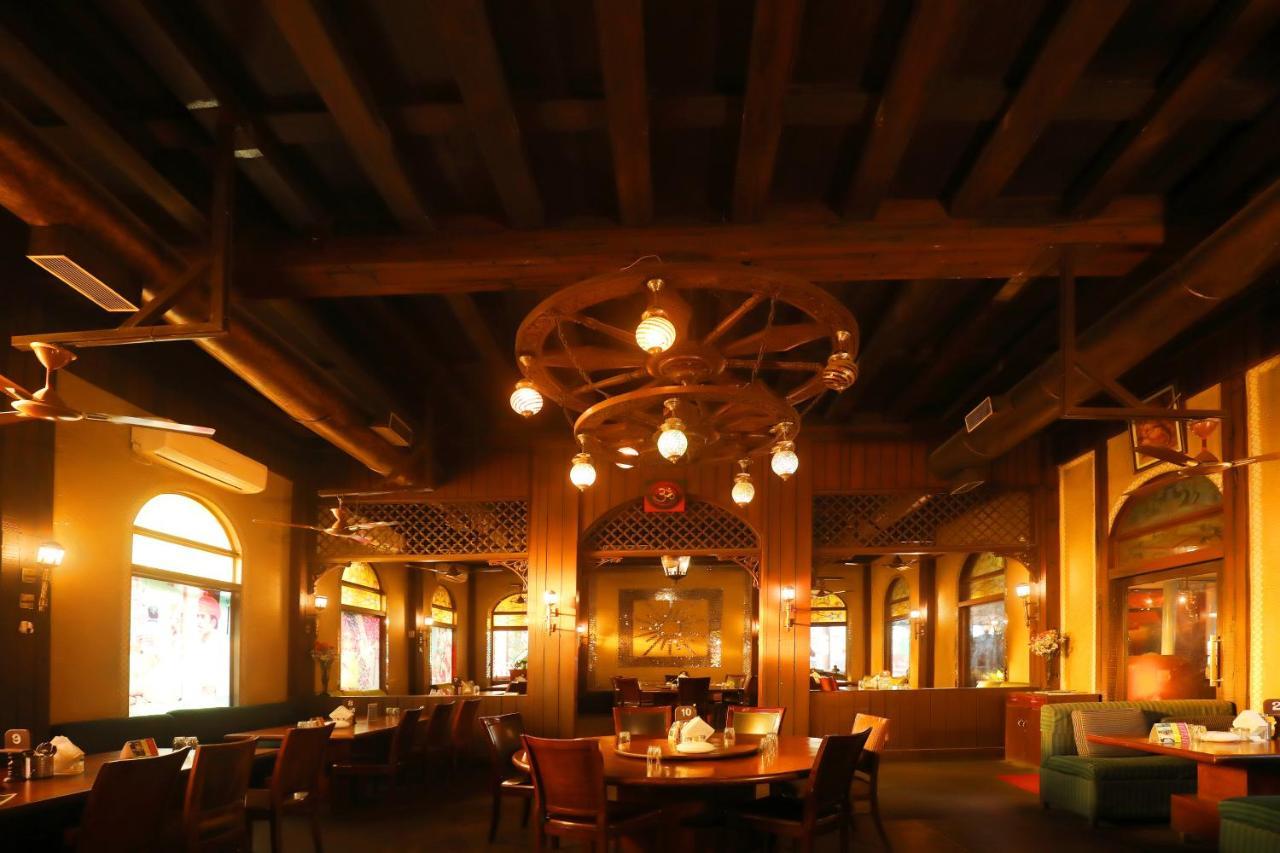 Pali Village Resort Mira-Bhayandar Eksteriør bilde